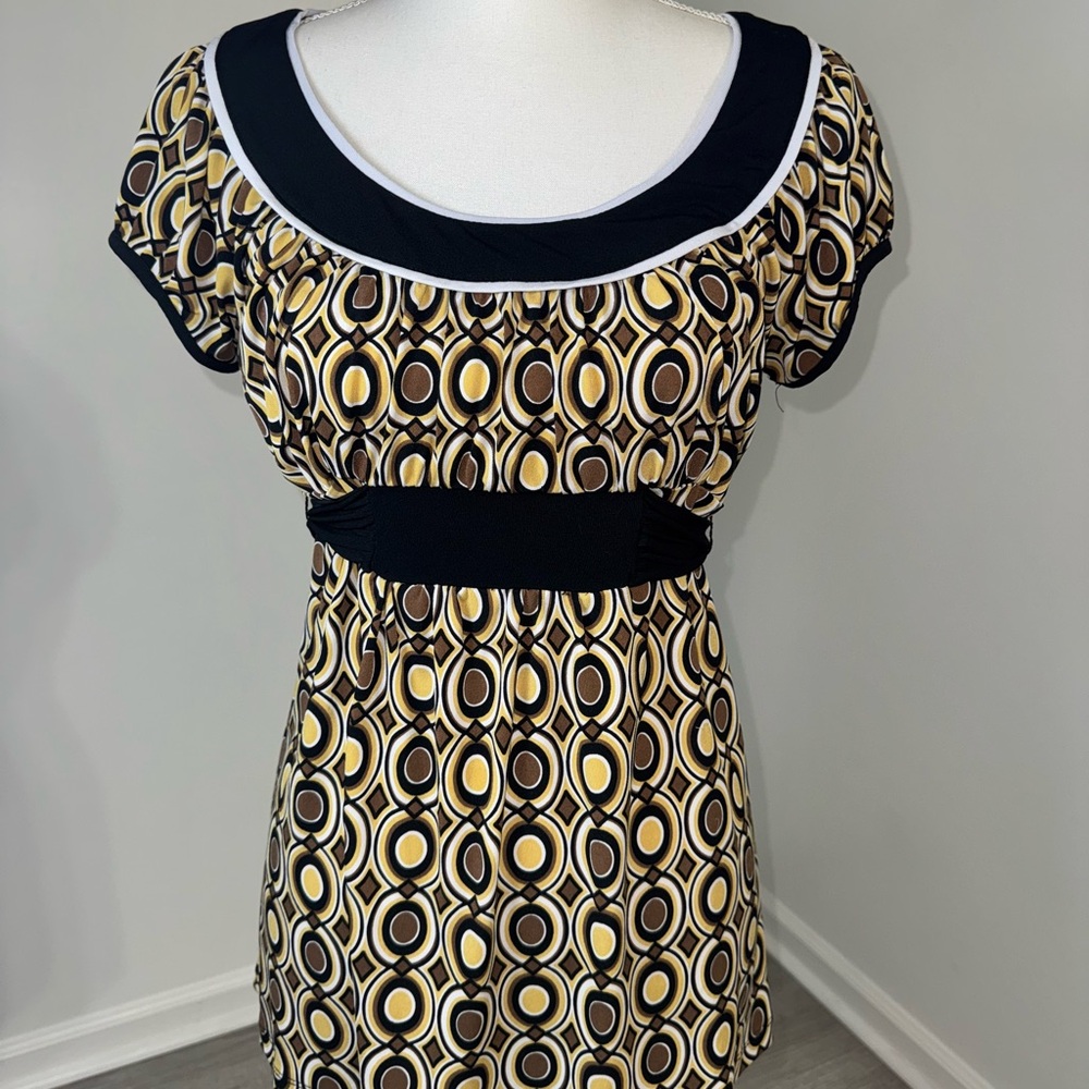 Speechless‎ Retro Geometric Babydoll Tunic Top Tie Back Empire Waist Size M